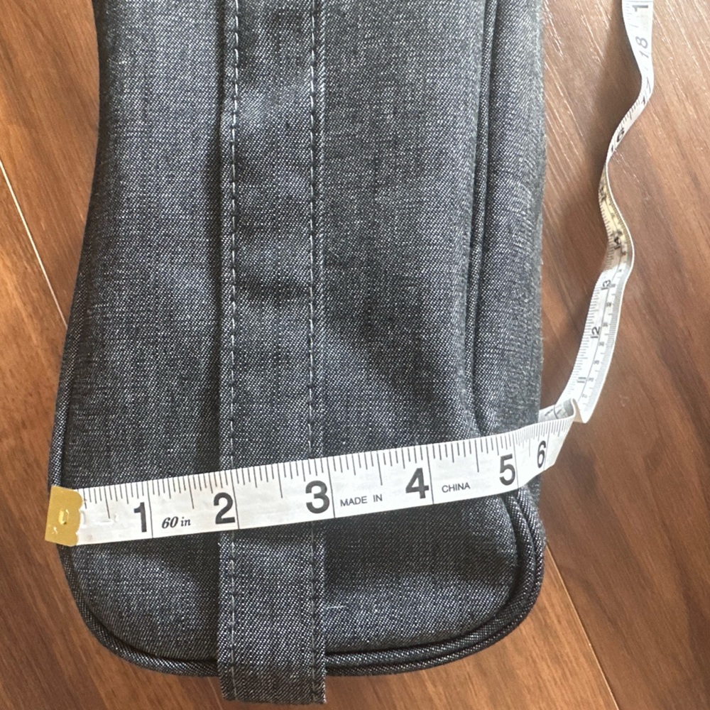 Drybar Roller Pouch (Pouch Only) - image 9